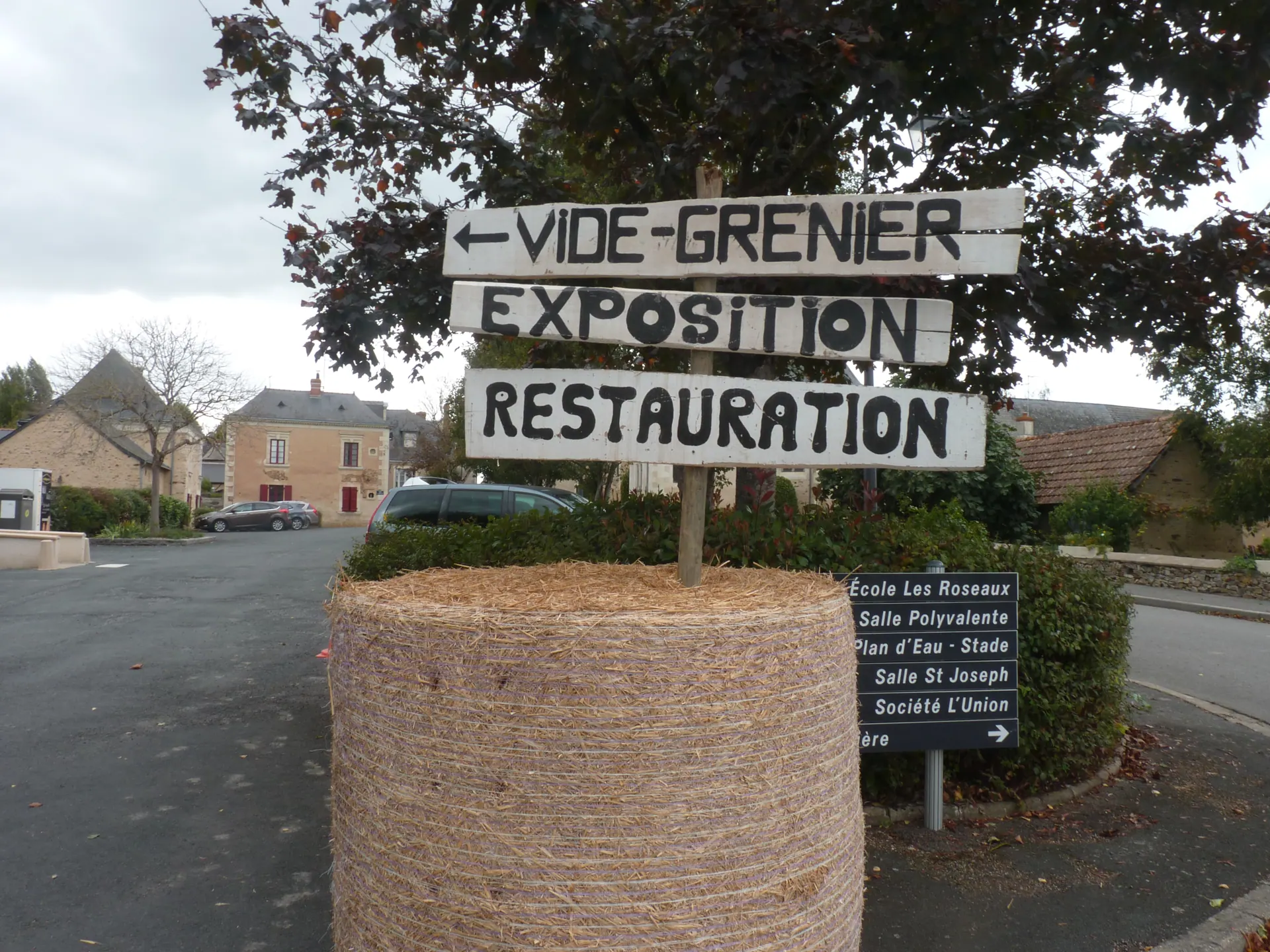Le vide-grenier de la Foire aux Pommes de Marigné