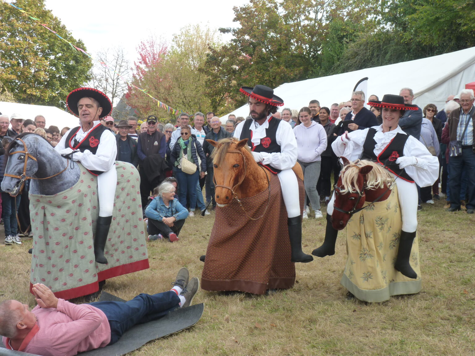 Foires aux pommes Marigné spectacle les goulus